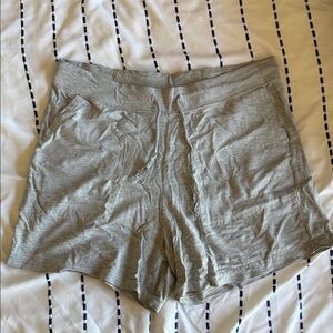 Casual Shorts | Size: M